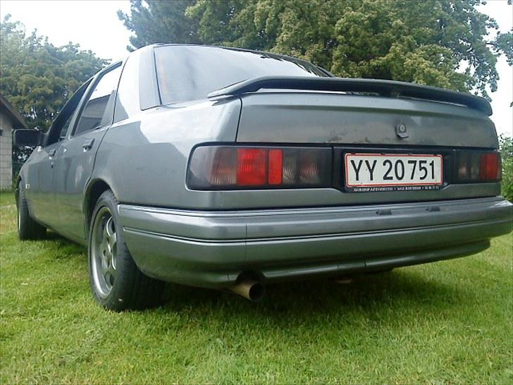 Ford Sierra 2,0 DOCH SOLGT billede 8
