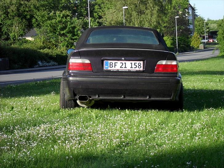 BMW 318i e36 cab SOLGT billede 2