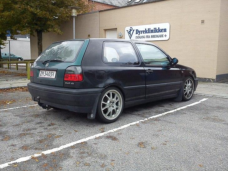 VW Golf 3 1.8 "SOLGT" - sænket billede 2