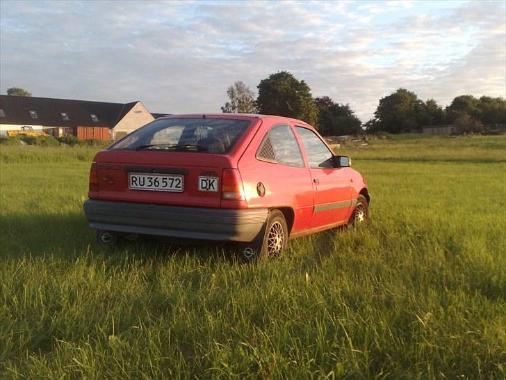 Opel kadett cc e 1,4  8v indsprøjtning LS billede 3