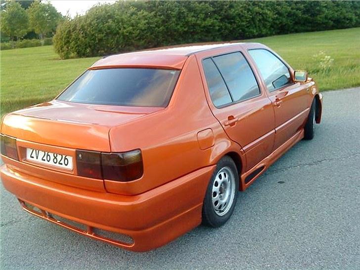 VW Vento 1,8 Byttet  billede 3