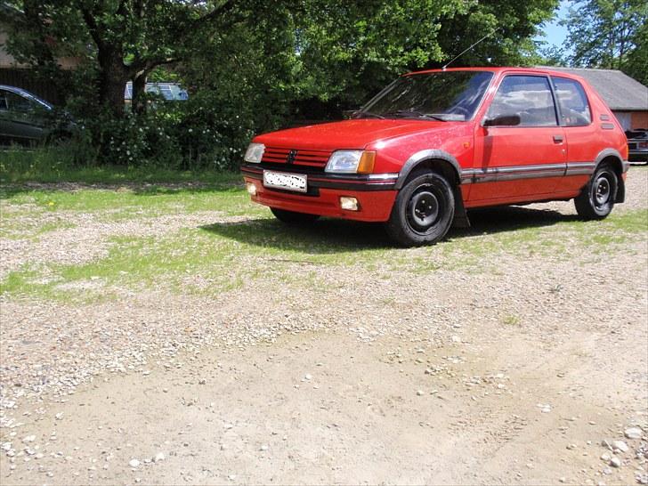 Peugeot 205 gti `væk` billede 8