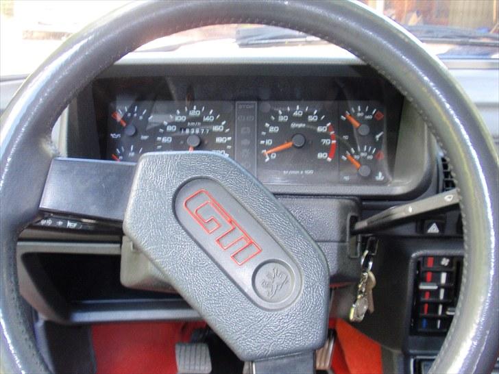 Peugeot 205 gti `væk` billede 10