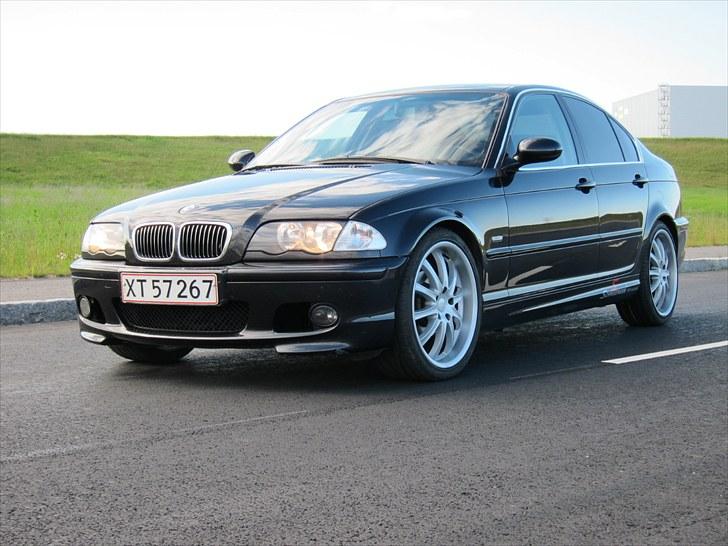 BMW 320i (Solgt) billede 2