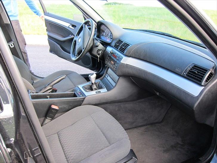 BMW 320i (Solgt) billede 8