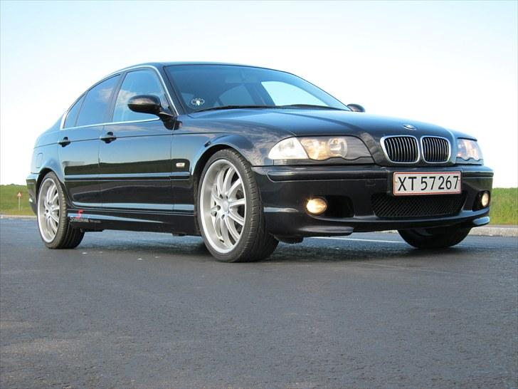 BMW 320i (Solgt) billede 10