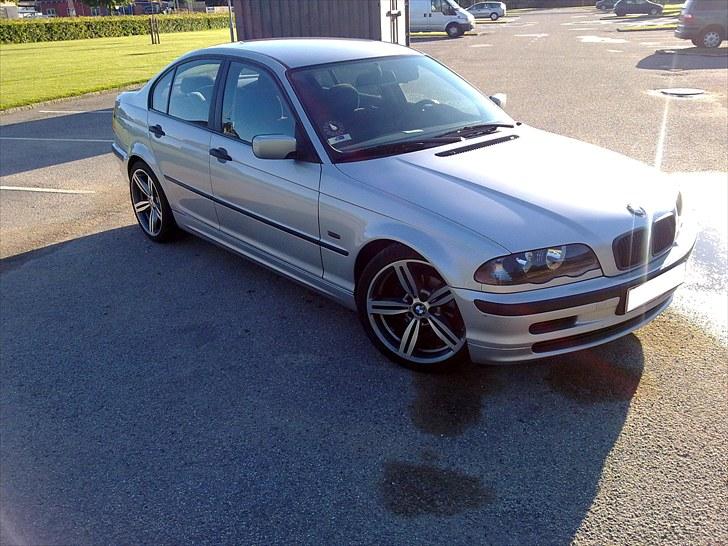 BMW 318i e46 billede 9