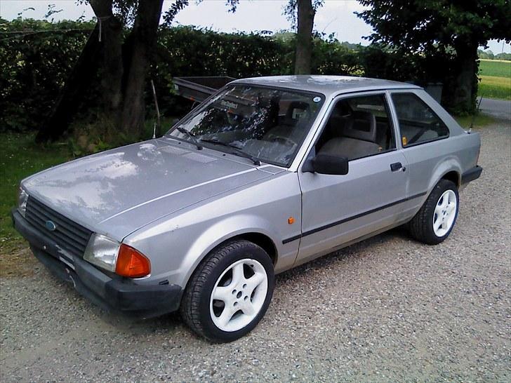 Ford  escort mk3  solgt billede 1