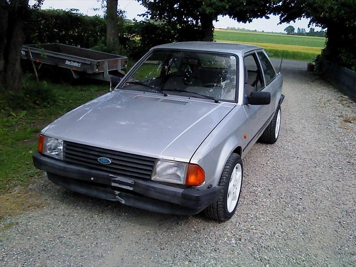 Ford  escort mk3  solgt billede 2