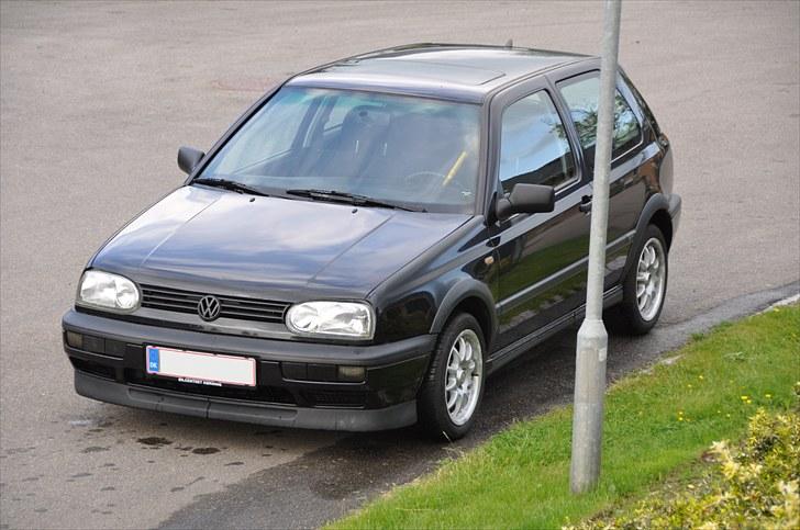 VW Golf 3 GT Special - Sådan så den ud sommer 2010 da jeg købte den.  billede 16