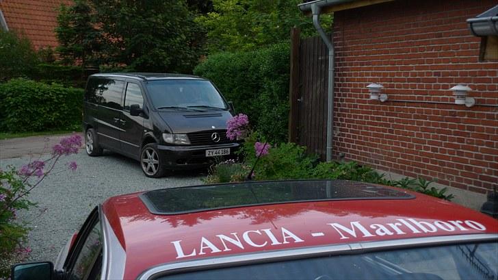 Mercedes Benz V220 Aut. 7 pers. - SOLGT billede 1