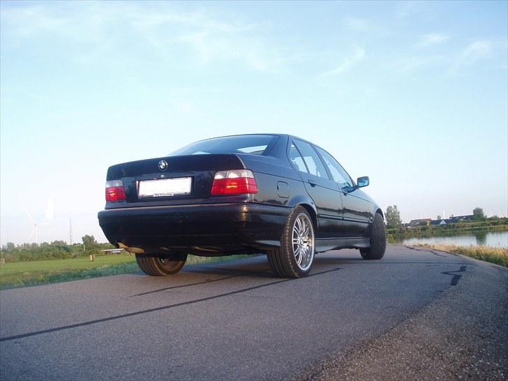 BMW 318i Tilsalg billede 3