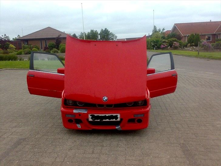 BMW e30 316i (solgt) billede 1