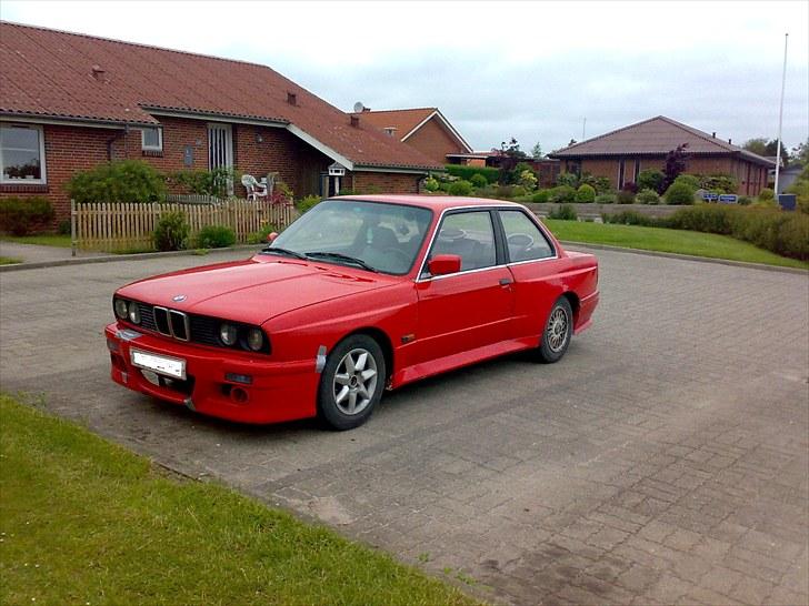 BMW e30 316i (solgt) billede 2