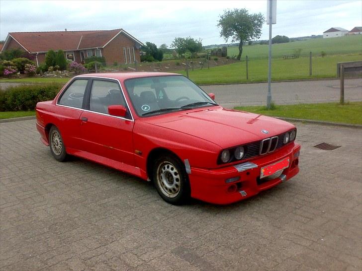 BMW e30 316i (solgt) billede 3