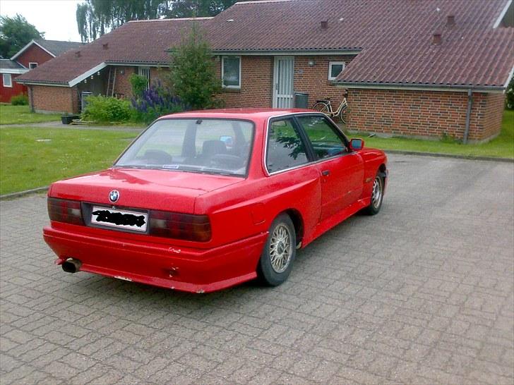 BMW e30 316i (solgt) billede 6