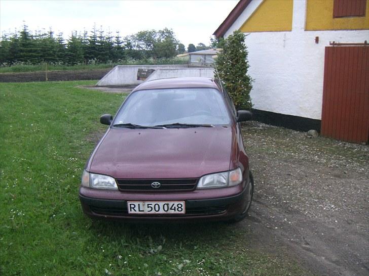 Toyota Carina E solgt billede 2