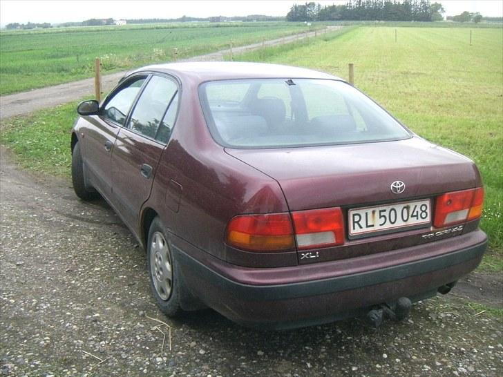 Toyota Carina E solgt billede 3