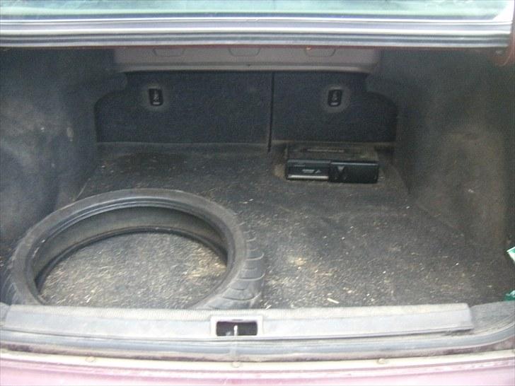 Toyota Carina E solgt billede 10