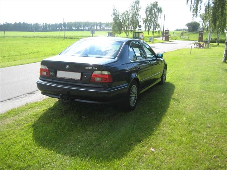 BMW E39 523IA / Solgt 2013 billede 5