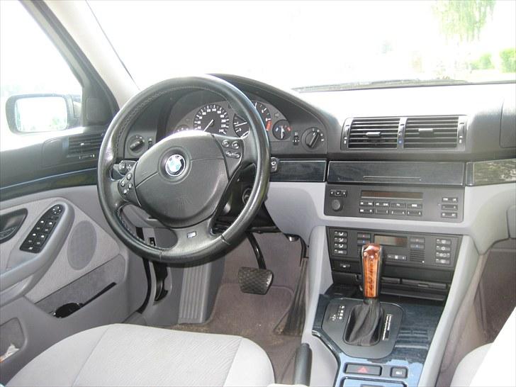 BMW E39 523IA / Solgt 2013 billede 7