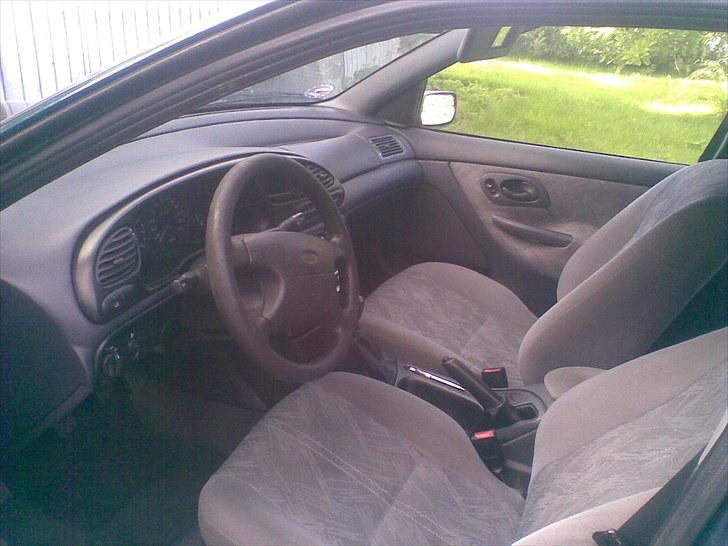 Ford mondeo 1,8 st car billede 7