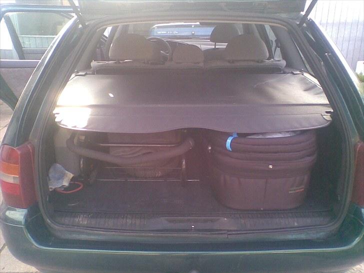 Ford mondeo 1,8 st car billede 9