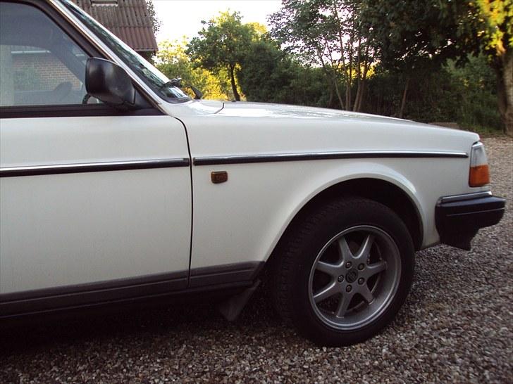 Volvo 240 "Solgt" billede 6