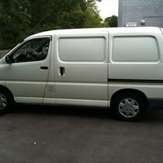 Toyota Hiace TD