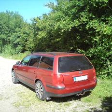 VW Passat 1,6 (Solgt)