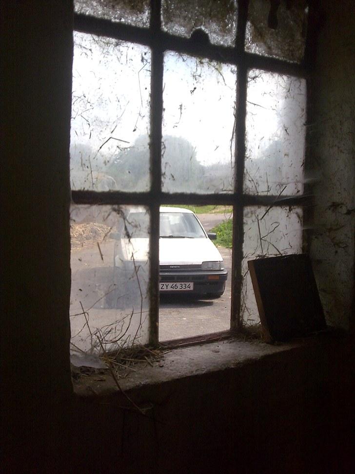 Toyota Corolla E80 Turbo solgt billede 10