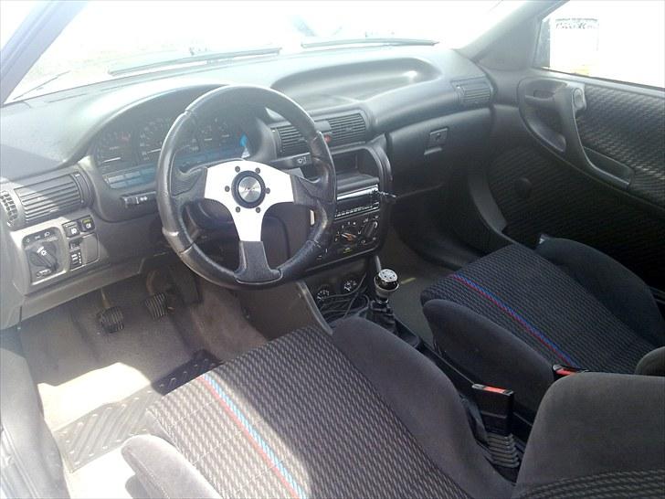 Opel Astra F GSi 24v V6*SOLGT* - Dejlig std. kabine, dog med et 32mm sportsrat. billede 15