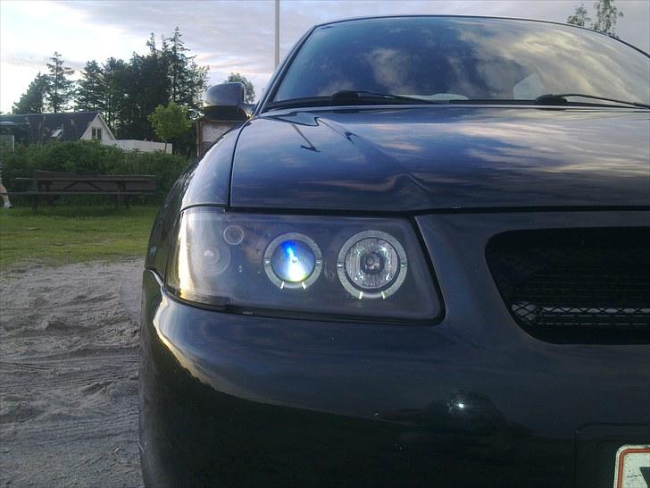 Audi A3 1,8 T - Angel eyes lygterne, har af dayline lygter på den, men synes ikke det passer til den, og dioderne springer hurtigt billede 5
