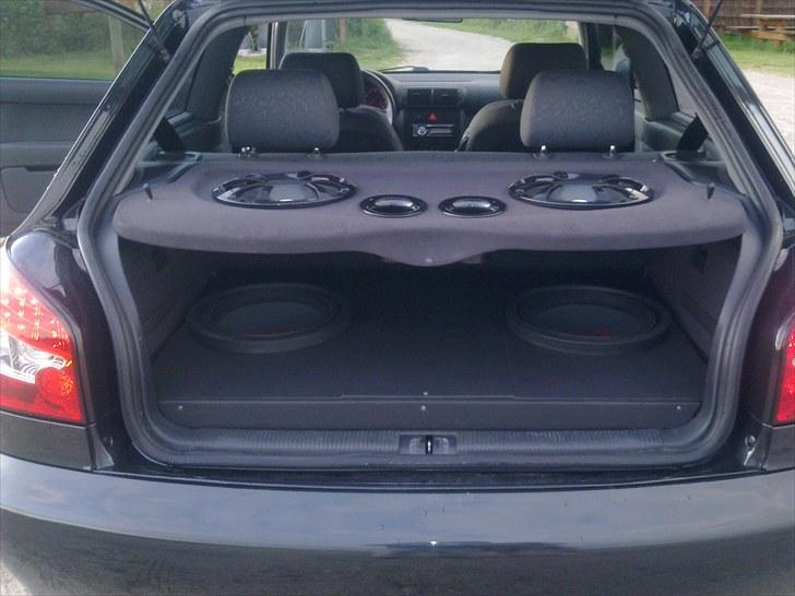 Audi A3 1,8 T - Bagagerum billede 8