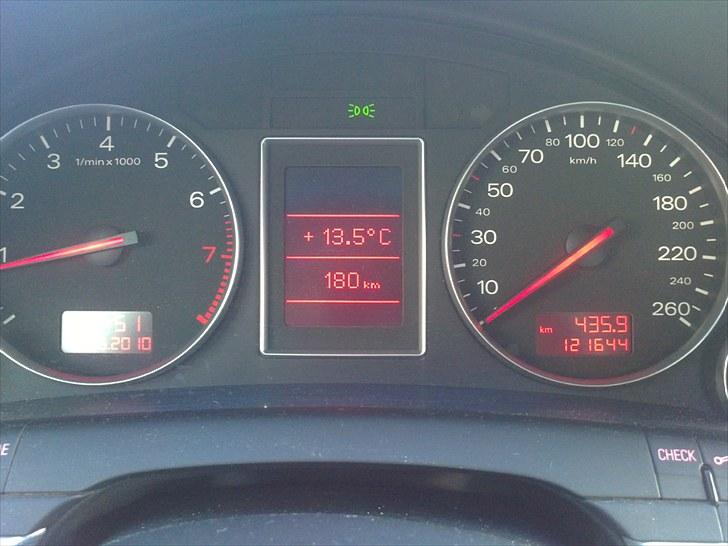 Audi A4 Avant SOLGT billede 10