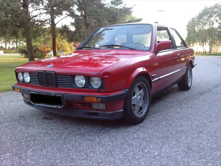 BMW 320i  E30       "solgt" billede 6