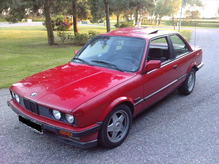 BMW 320i  E30       "solgt" billede 7