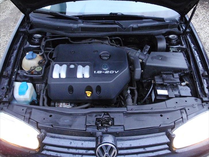 VW Golf 4 1.8 billede 4