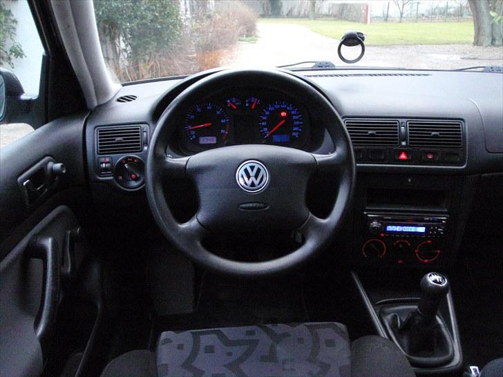 VW Golf 4 1.8 billede 5