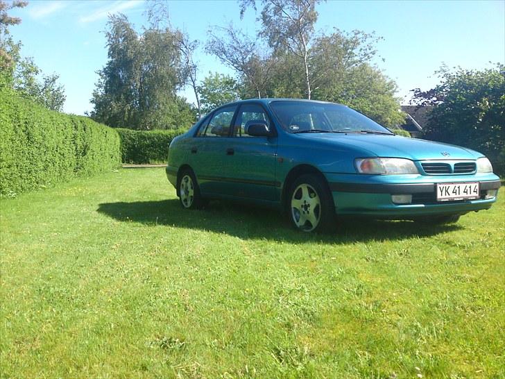 Toyota carina e GLI 2.0 16v  billede 3