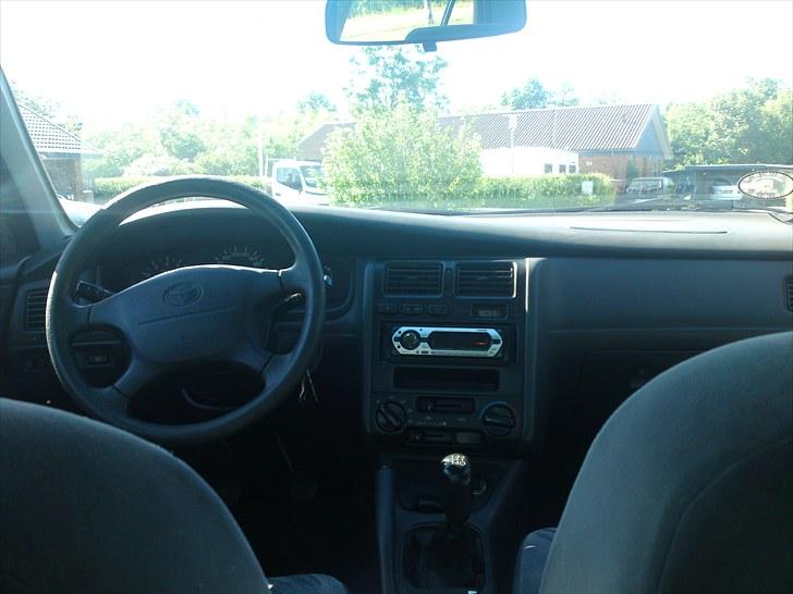 Toyota carina e GLI 2.0 16v  billede 7