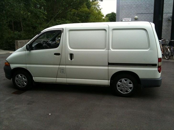 Toyota Hiace TD billede 2