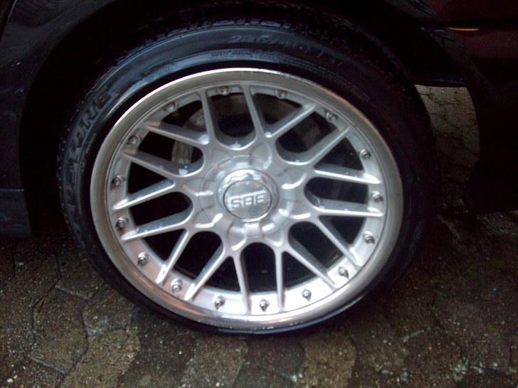 BMW E39 523 I solgt billede 3