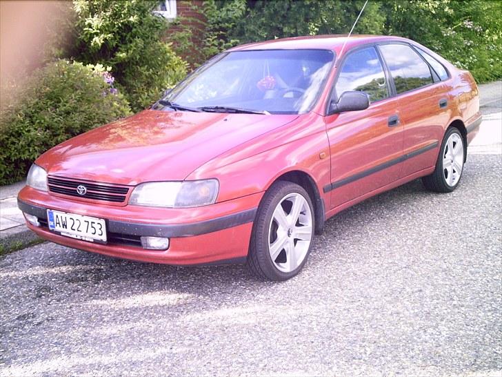 Toyota Carina E SOLGT billede 1
