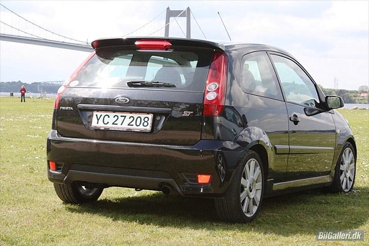 Ford Fiesta 2.0 ST *Solgt* billede 1