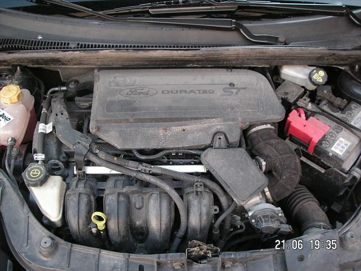 Ford Fiesta 2.0 ST *Solgt* - kraftværket :-) billede 11