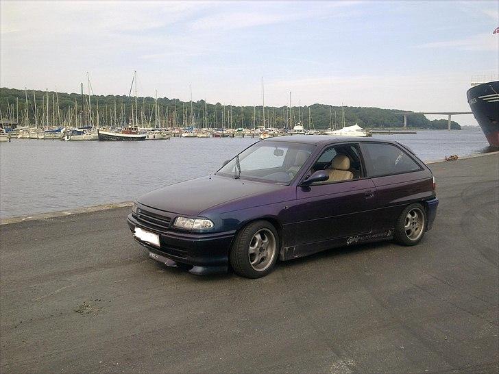 Opel Astra f. Solgt! billede 2