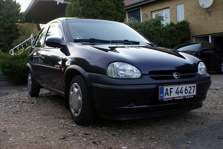 Opel Corsa B Sport. billede 1