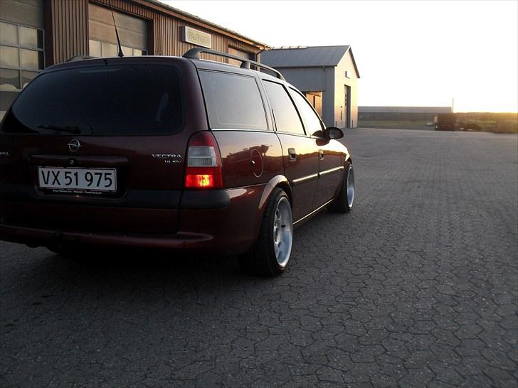 Opel vectra 1.8 16v CD st.car billede 6