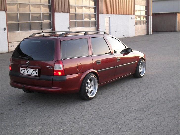 Opel vectra 1.8 16v CD st.car billede 10